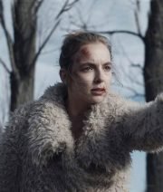 Jodie Comer Killing Eve Villanelle White Faux Fur Jacket