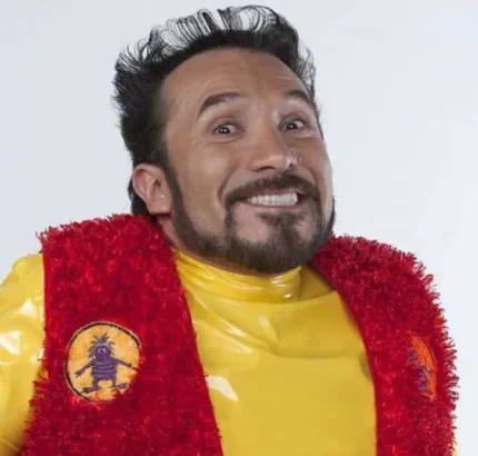 Junior P. Luche J Red Vest