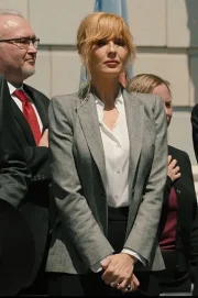 Yellowstone Season 5 Beth Dutton Grey Blazer