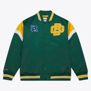 Show your pride for the Green Bay Packers with this Men's Green Heavyweight Satin Full-Snap Jacket. Crafted from premium satin, this jacket combines comfort and durability, making it perfect for both game days and casual outings. Featuring a full-snap button closure for ease of wear, it is designed for those who want to showcase their team spirit in style. With its embroidered Packers logo on the chest, it’s the perfect addition to any fan's wardrobe. Stay cozy, stay stylish, and cheer on your team with confidence!